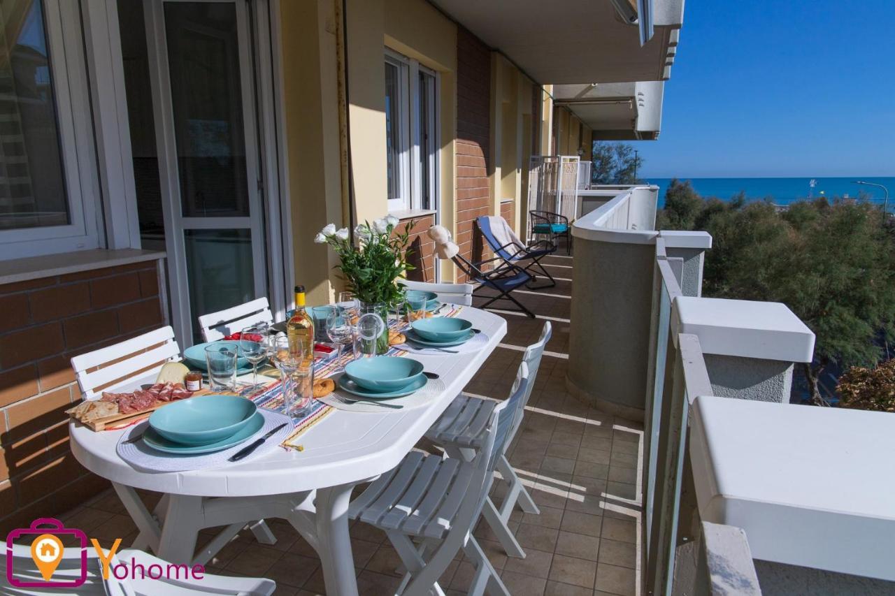 Appartamento Virgi Con Vista Mare A By Yohome Pesaro